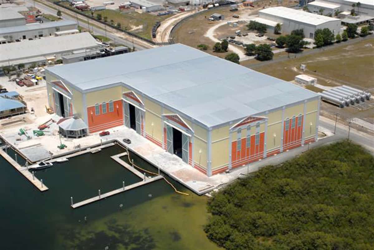 TAMPA HARBOUR YACHT CLUB