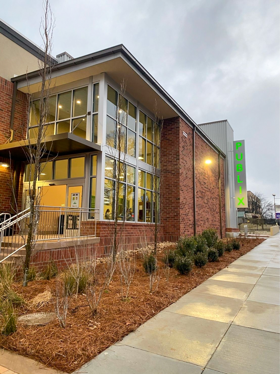 NASHVILLE 8TH & BRADFORD PUBLIX