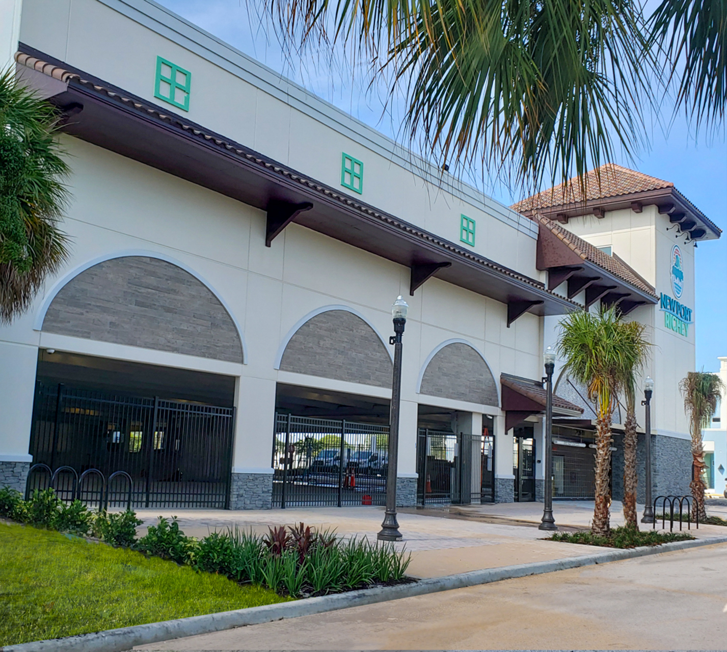 NEW PORT RICHEY PARKING GARAGE