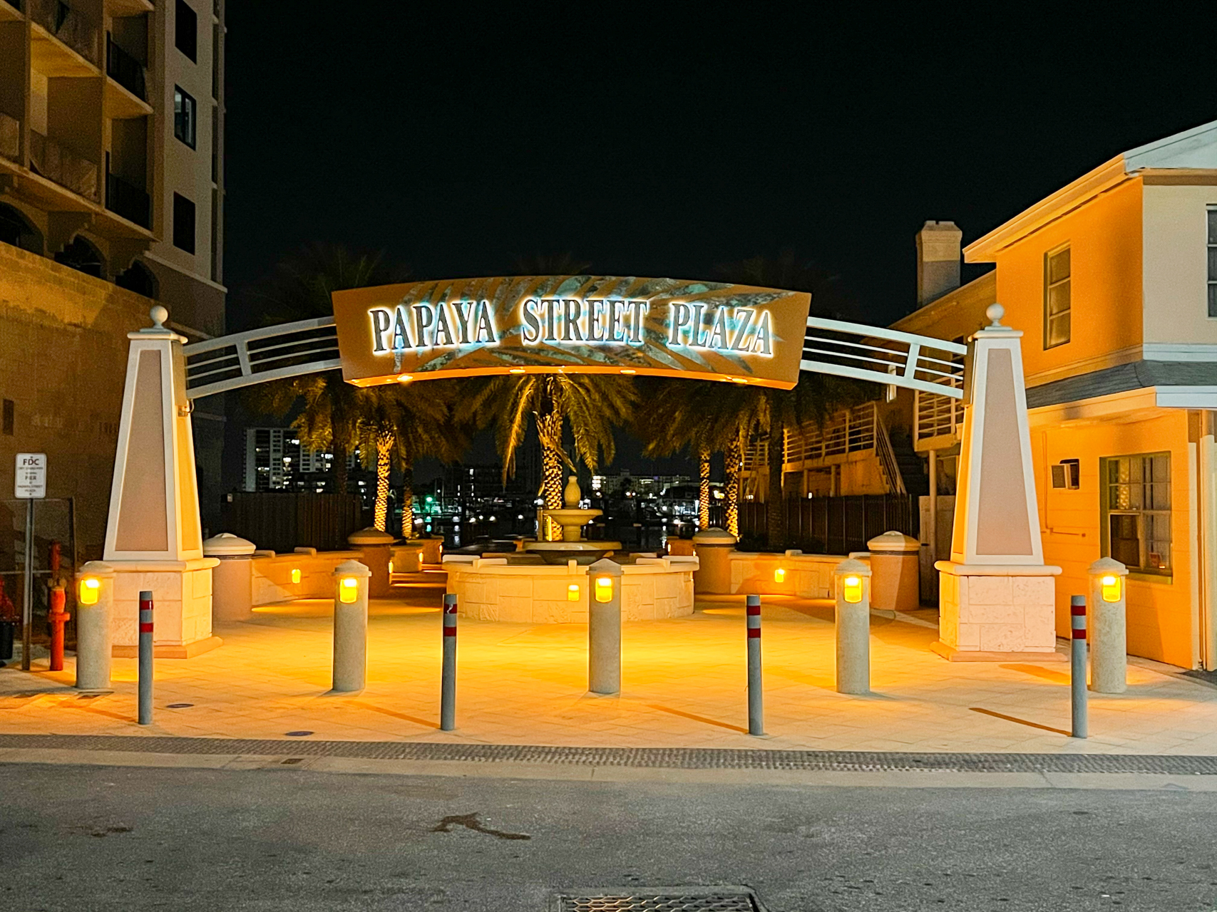 PAPAYA STREET PLAZA