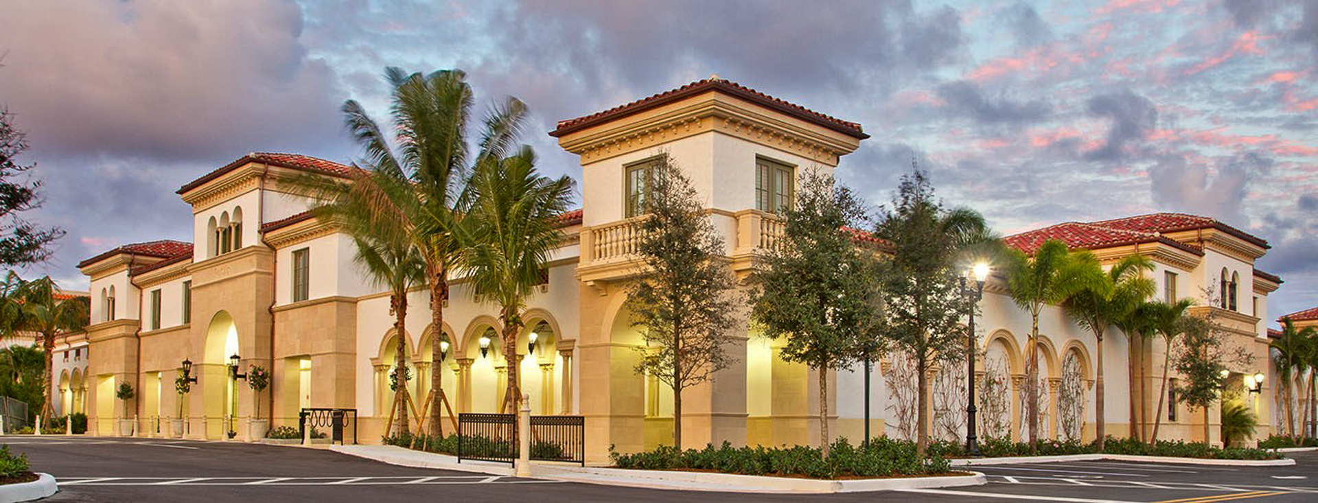 PALM BEACH PROMENADE