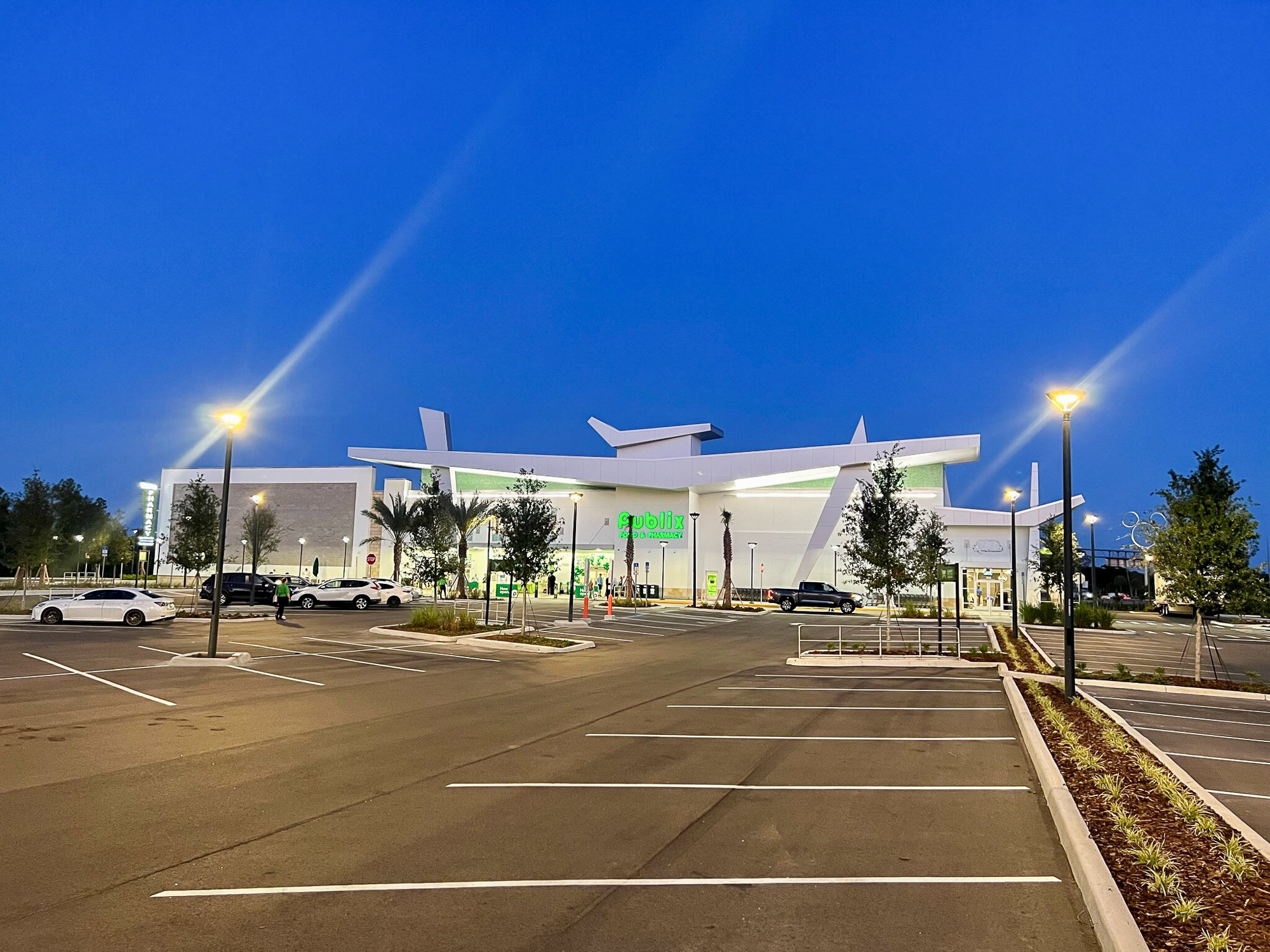 CELEBRATION POINTE PUBLIX